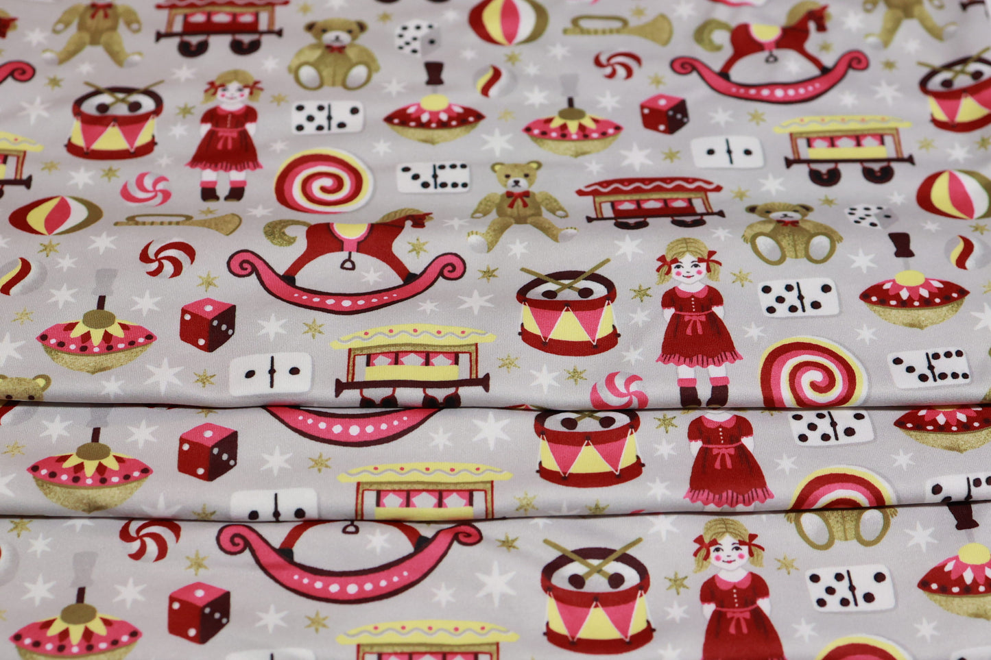 (DBP) Christmas Toys On Silver