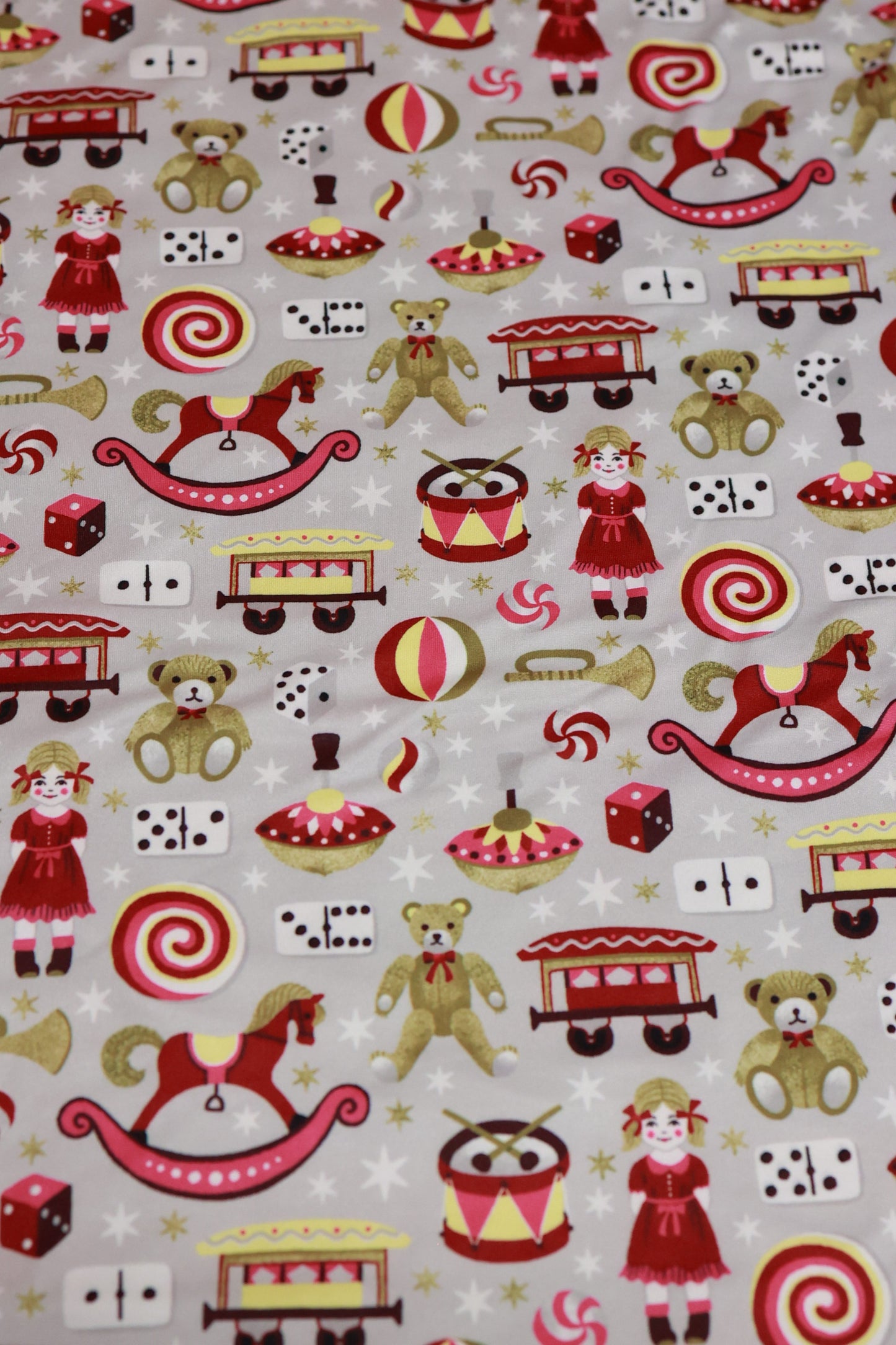 (DBP) Christmas Toys On Silver