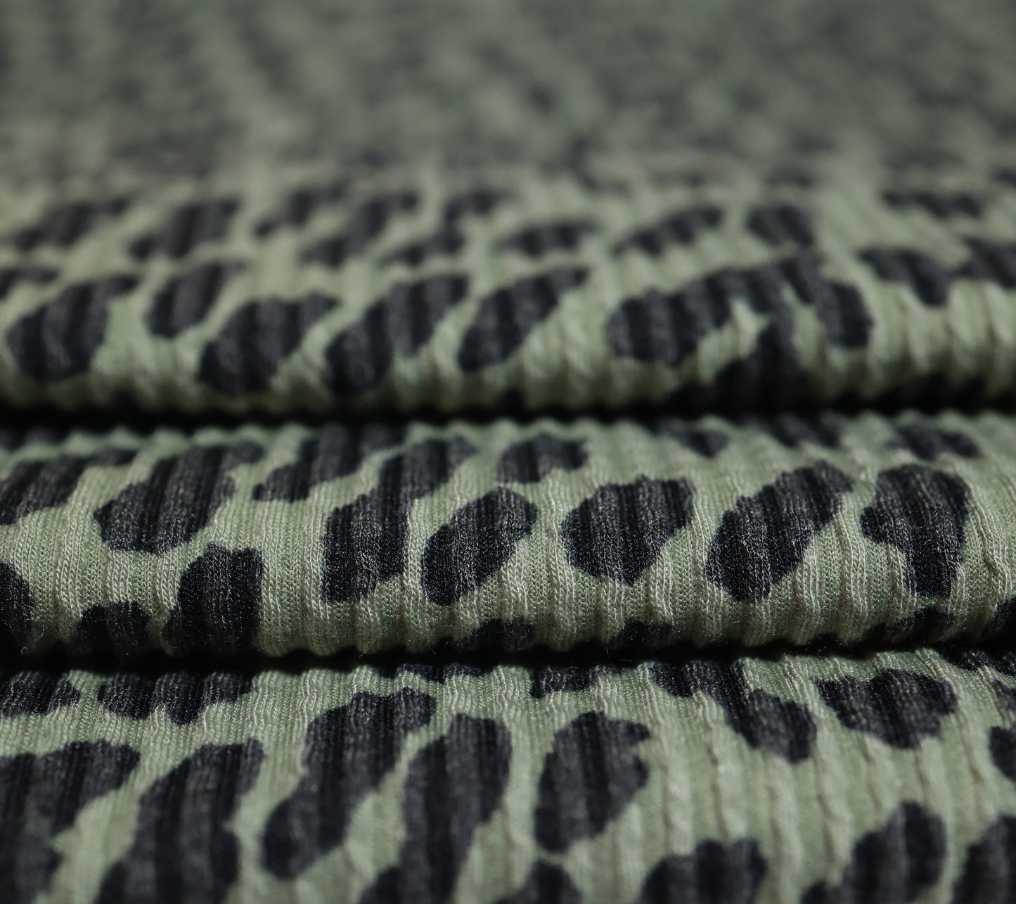 (Urban Rib) Olive Leopard