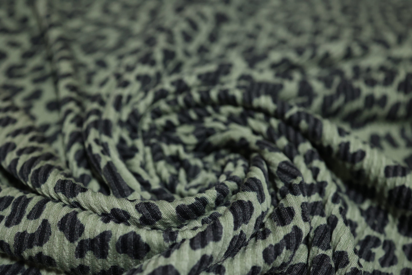 (Urban Rib) Olive Leopard