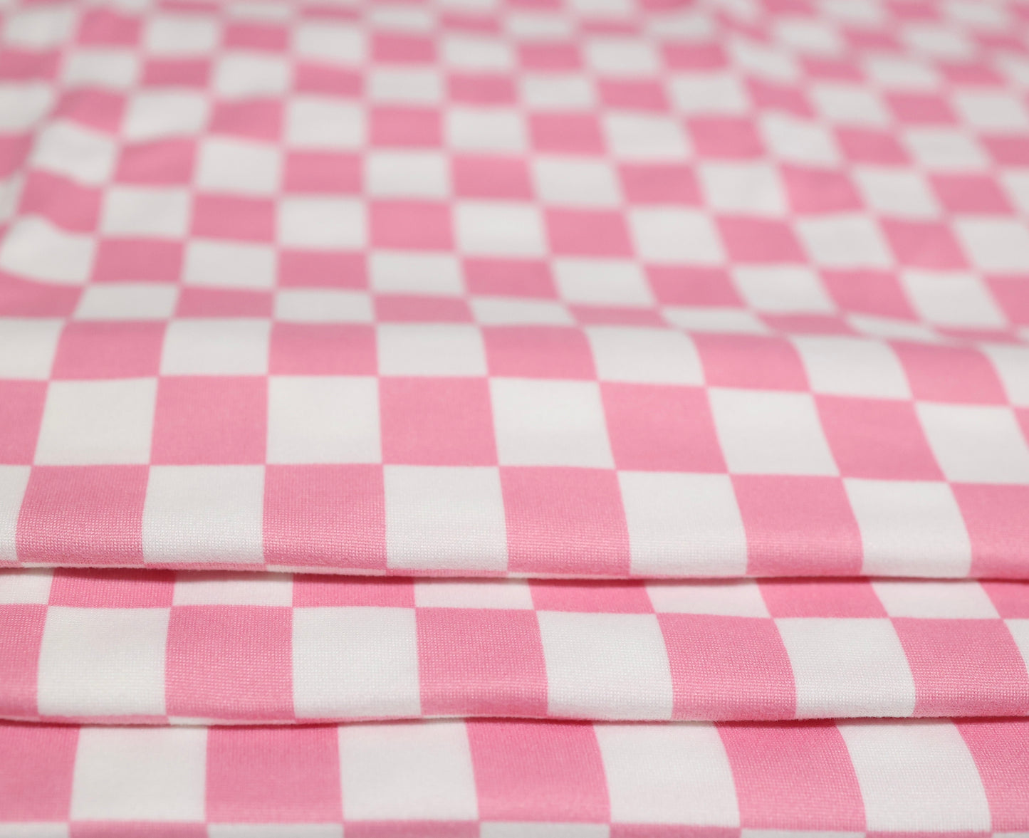 (DBP) Checkered Pink & White