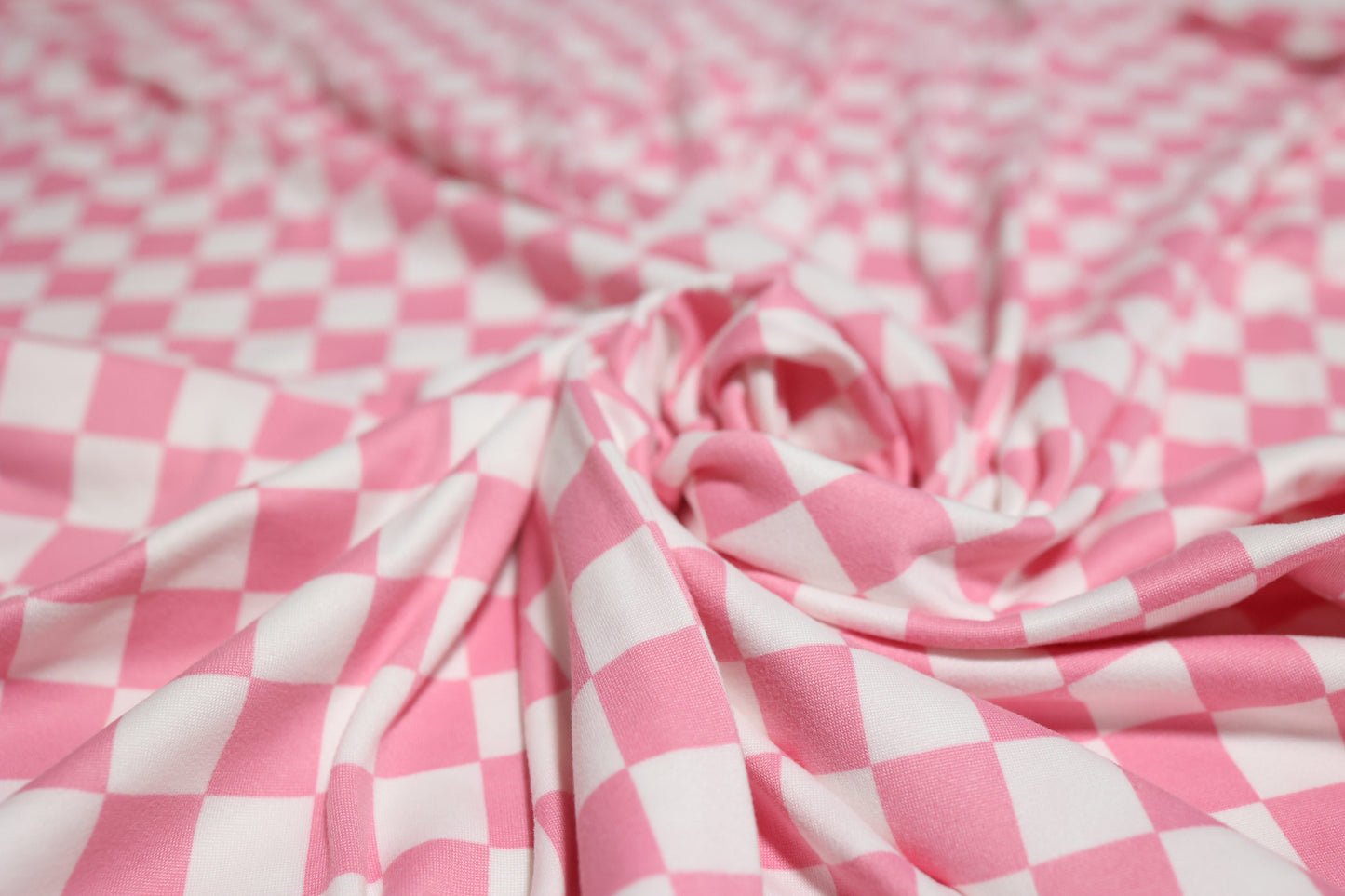 (DBP) Checkered Pink & White