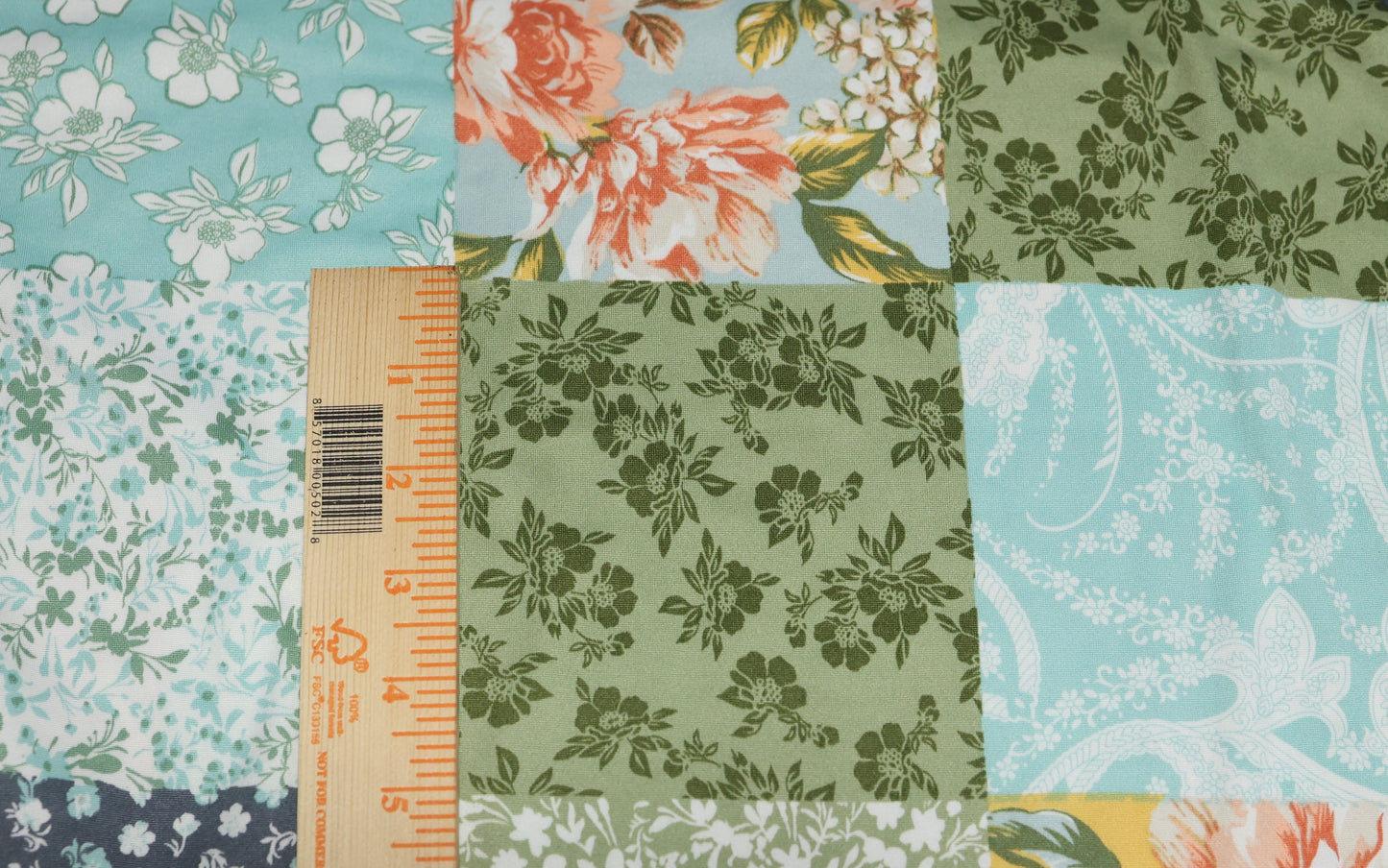 (DBP) Quilt Floral Patchwork