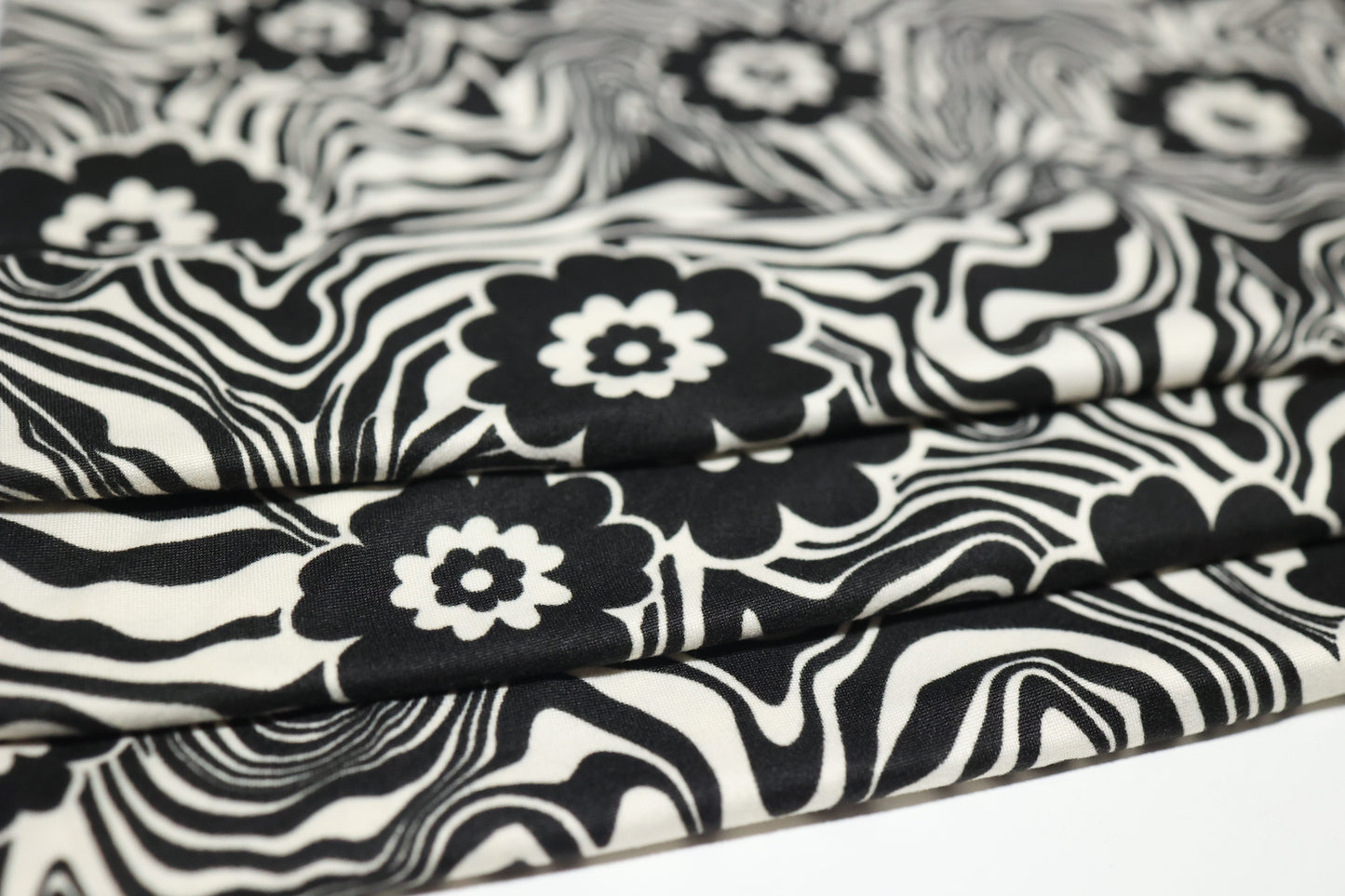 (DBP) Floral Marble Black