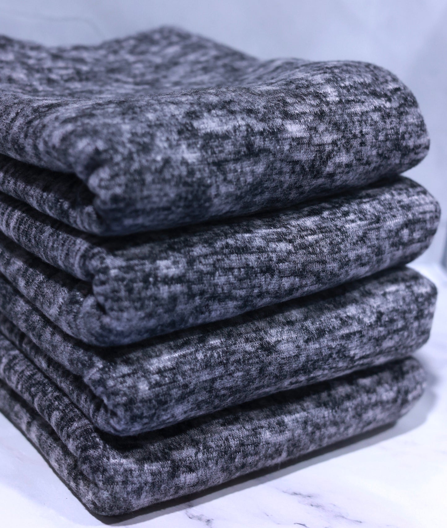 (Brushed Sweater Knit) Black Ash Heather