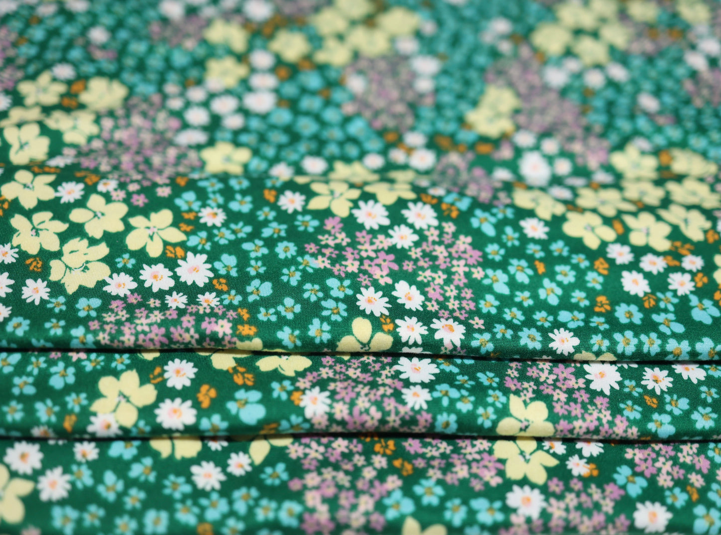 (DBP) Floral Patch Bloomfield Green