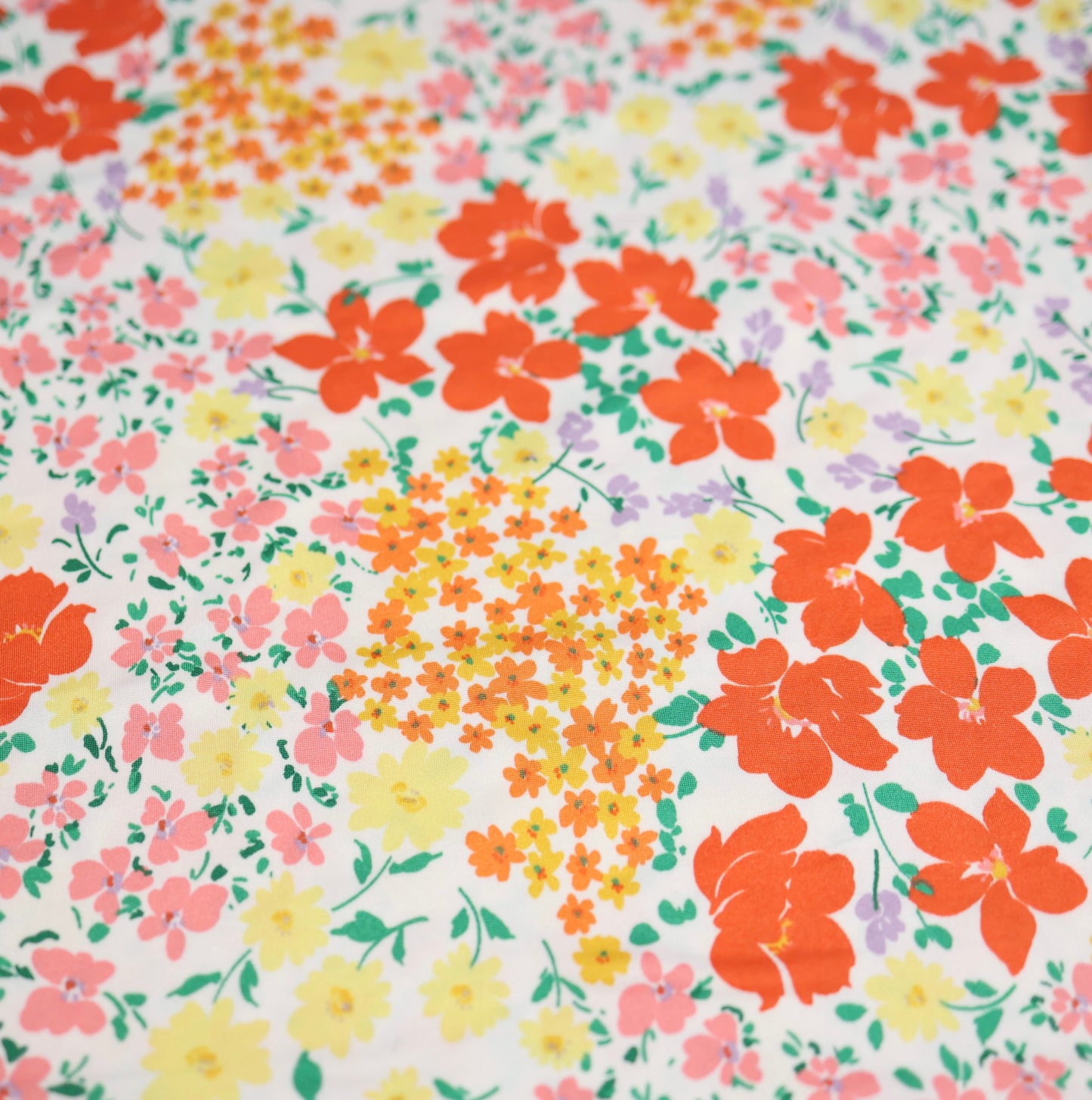 (DBP) Floral Patch Bloomfield Ivory