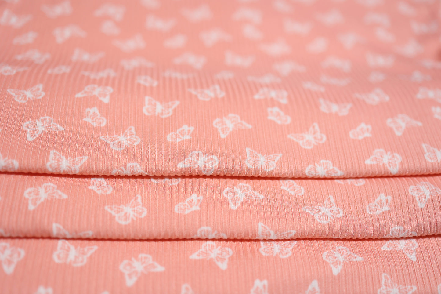 (Rib) Small Butterfly on Pink