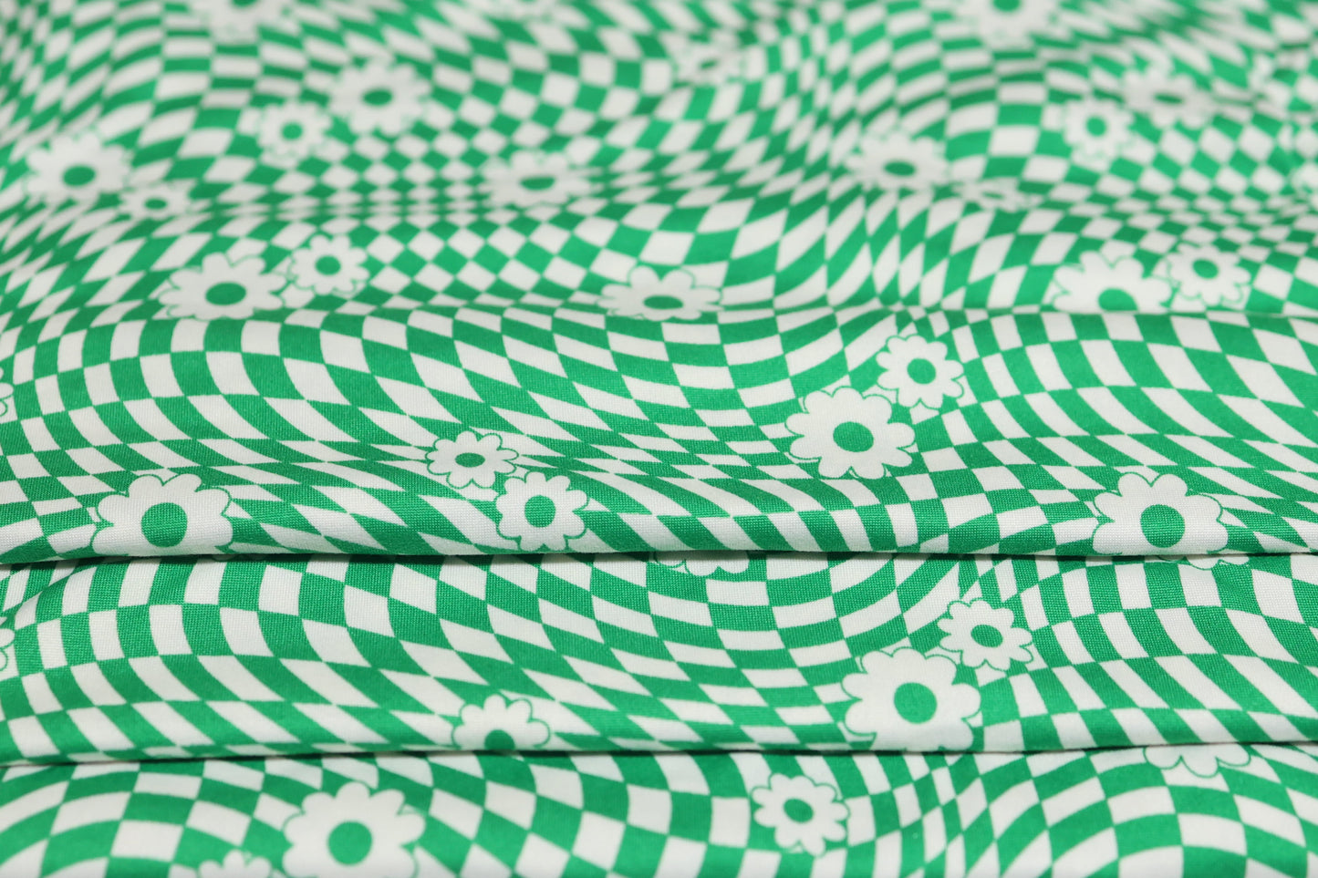 (DBP) Retro Checkered W/ Flower Kelly Green