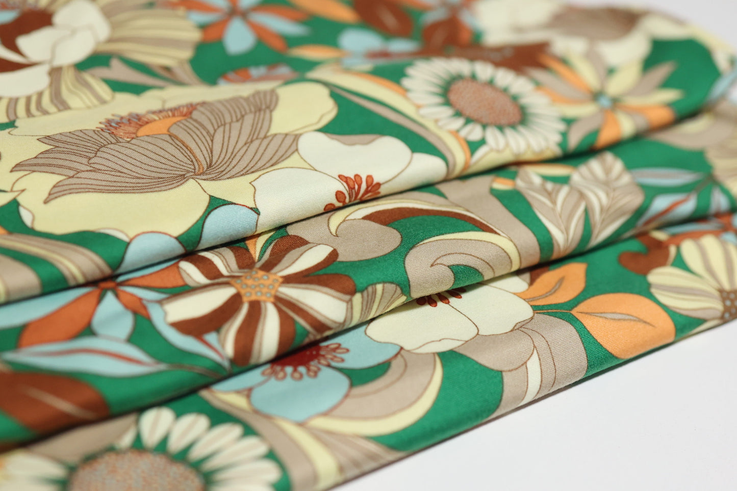 (DBP) Floral Retro On Green