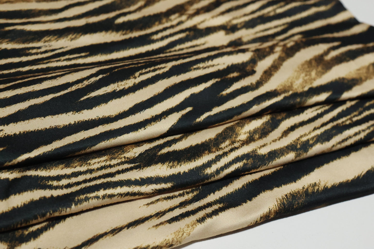 (DBP) Black Tiger Stripes On Taupe