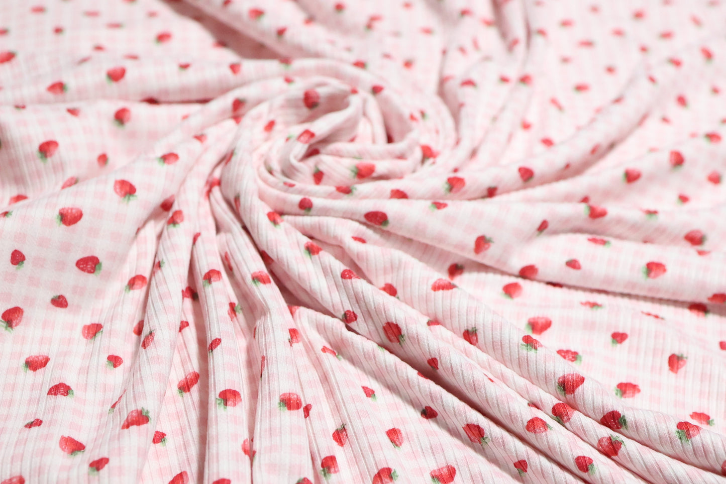 (Rib) Strawberry On Pink Gingham