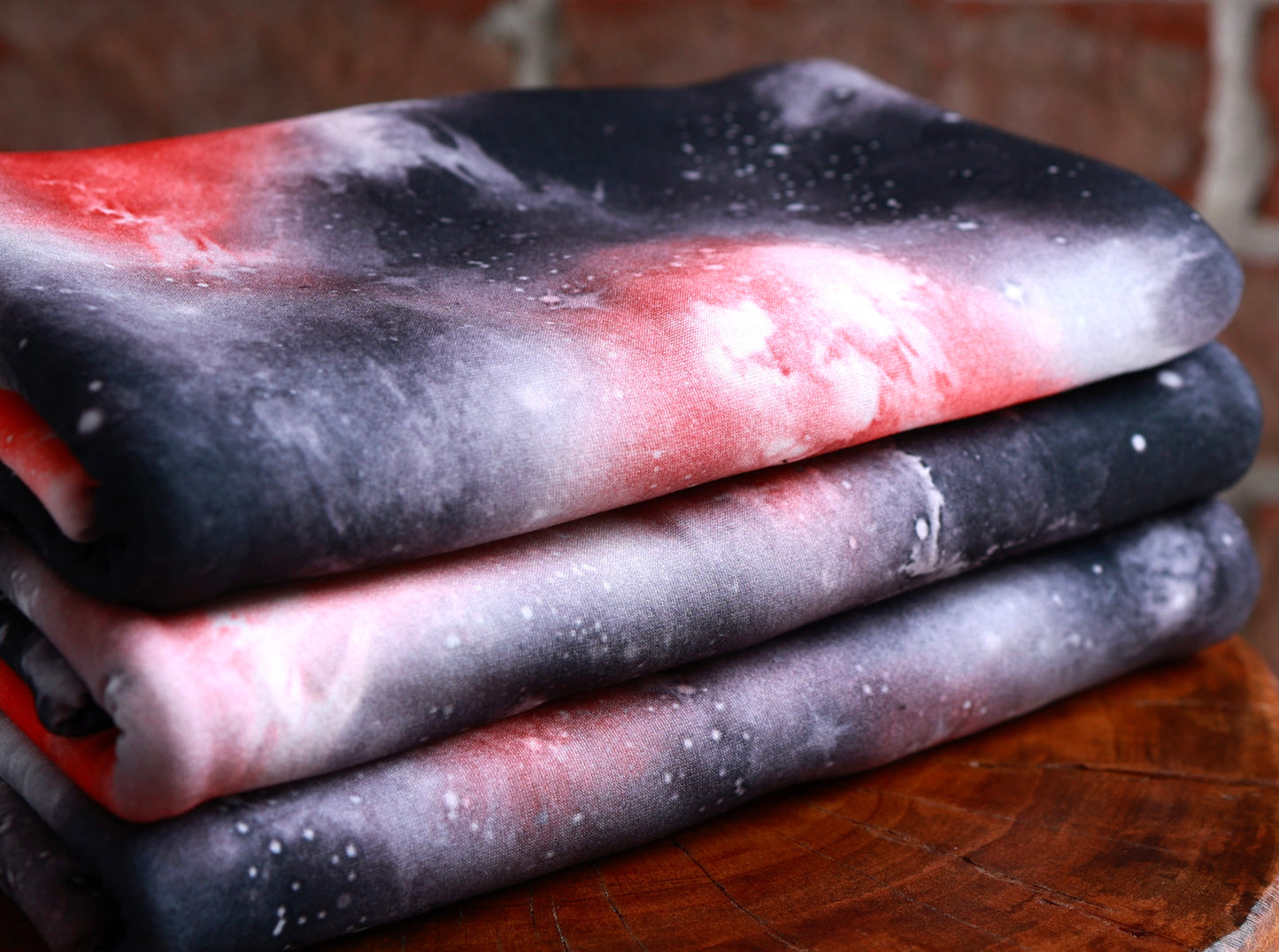 (DBP) Galaxy Black & Red