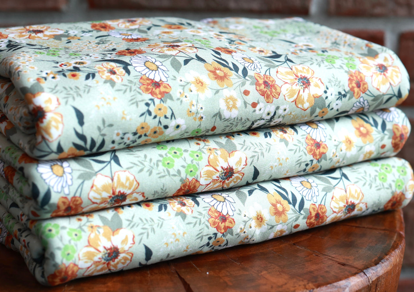 (DBP) vintage Floral On Sage