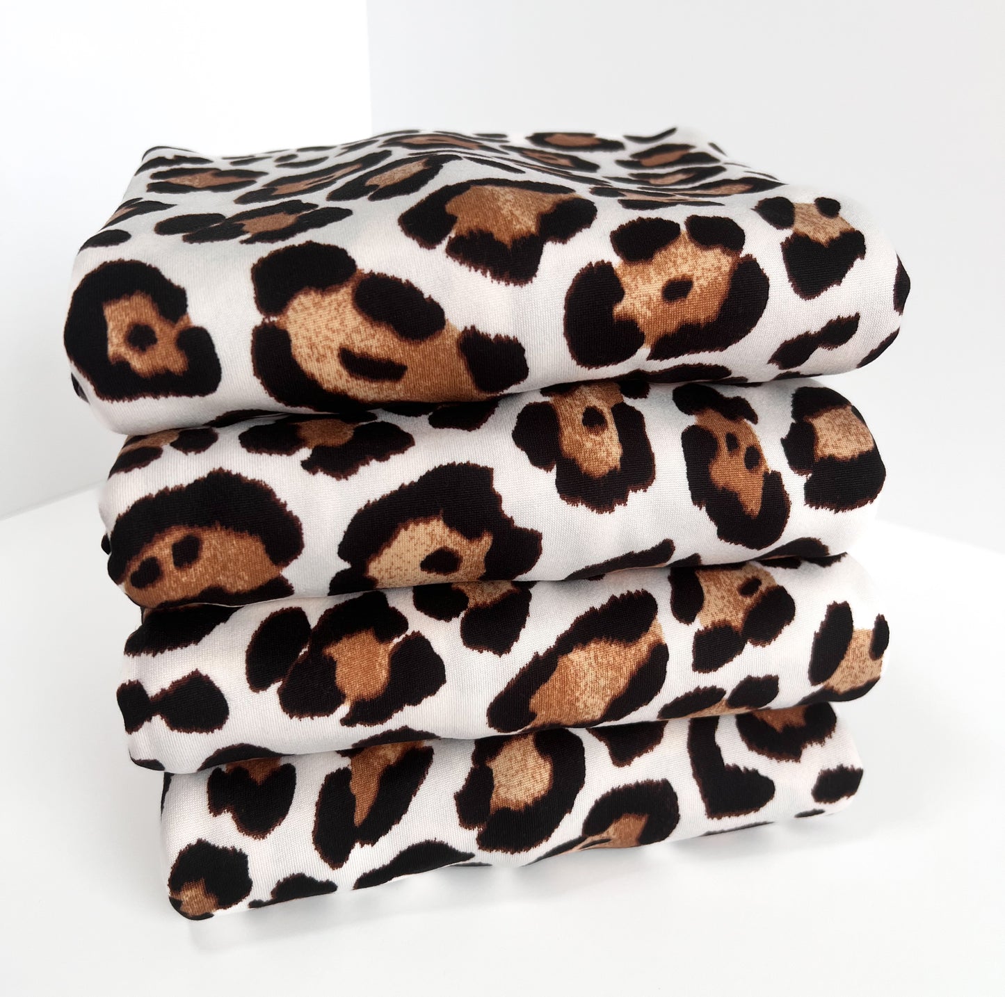 (DBP) Leopard White/ Taupe/ Black