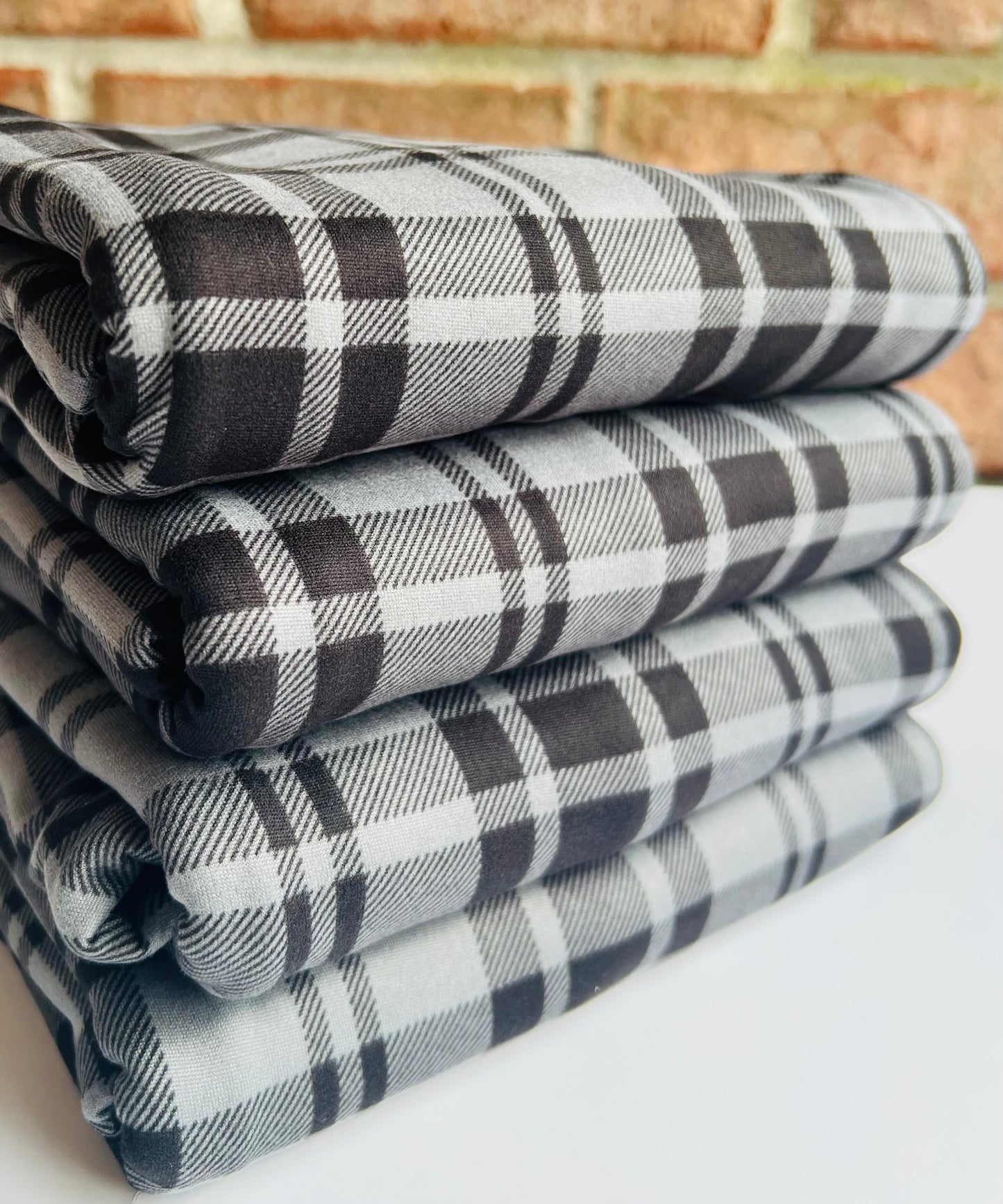 (DBP) Plaid Grey/Black