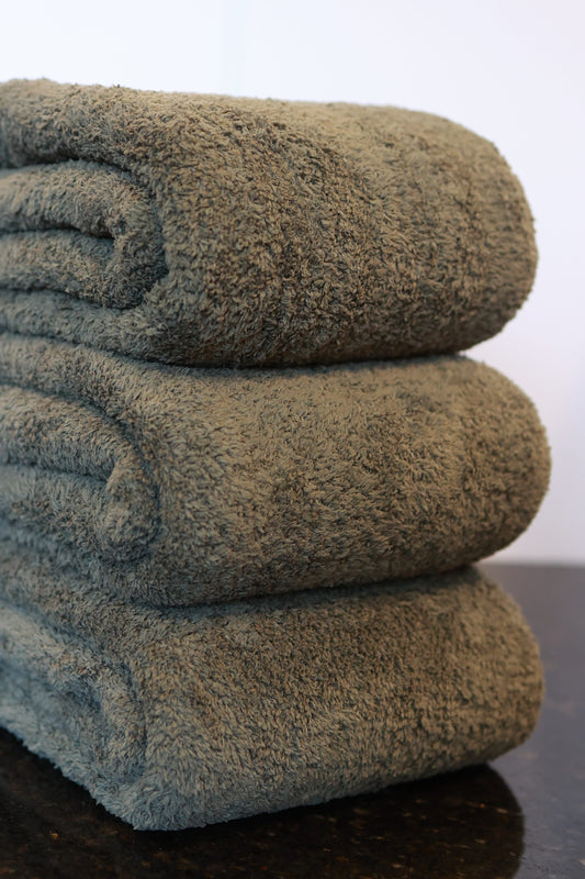 (Cozy Sweater Knit) Solid Olive