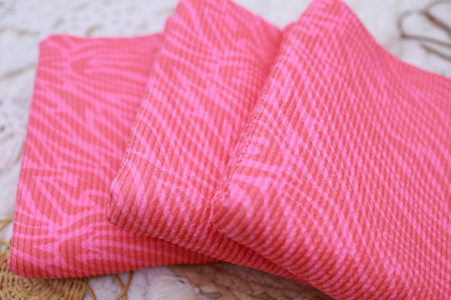 (Urban Rib) Bright Pink Zebra