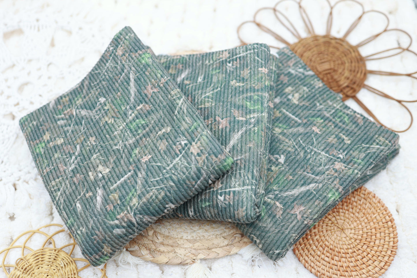 (Urban Rib) RealTree Camo On Forest Green