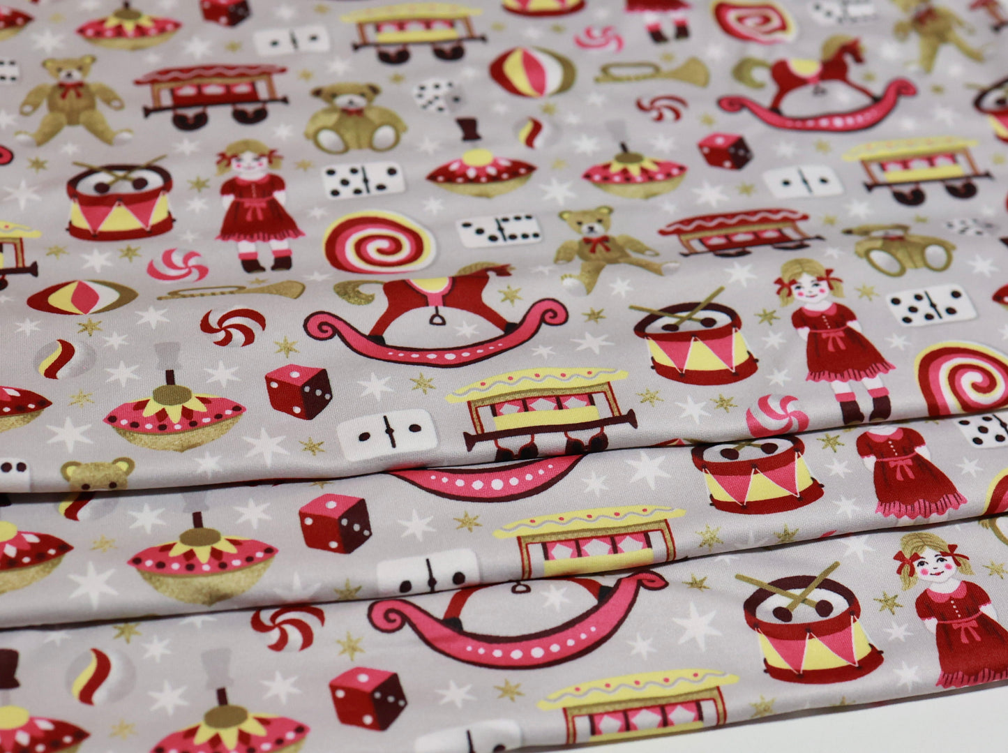 (DBP) Christmas Toys On Silver