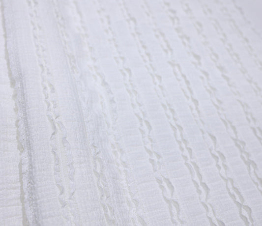 Ruffle Lace On Knit (Ivory)