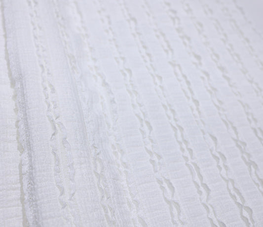 Ruffle Lace On Knit (Ivory)