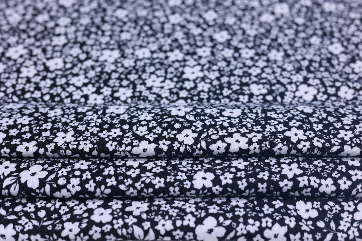 (Rib) White Ditsy Florals On Black