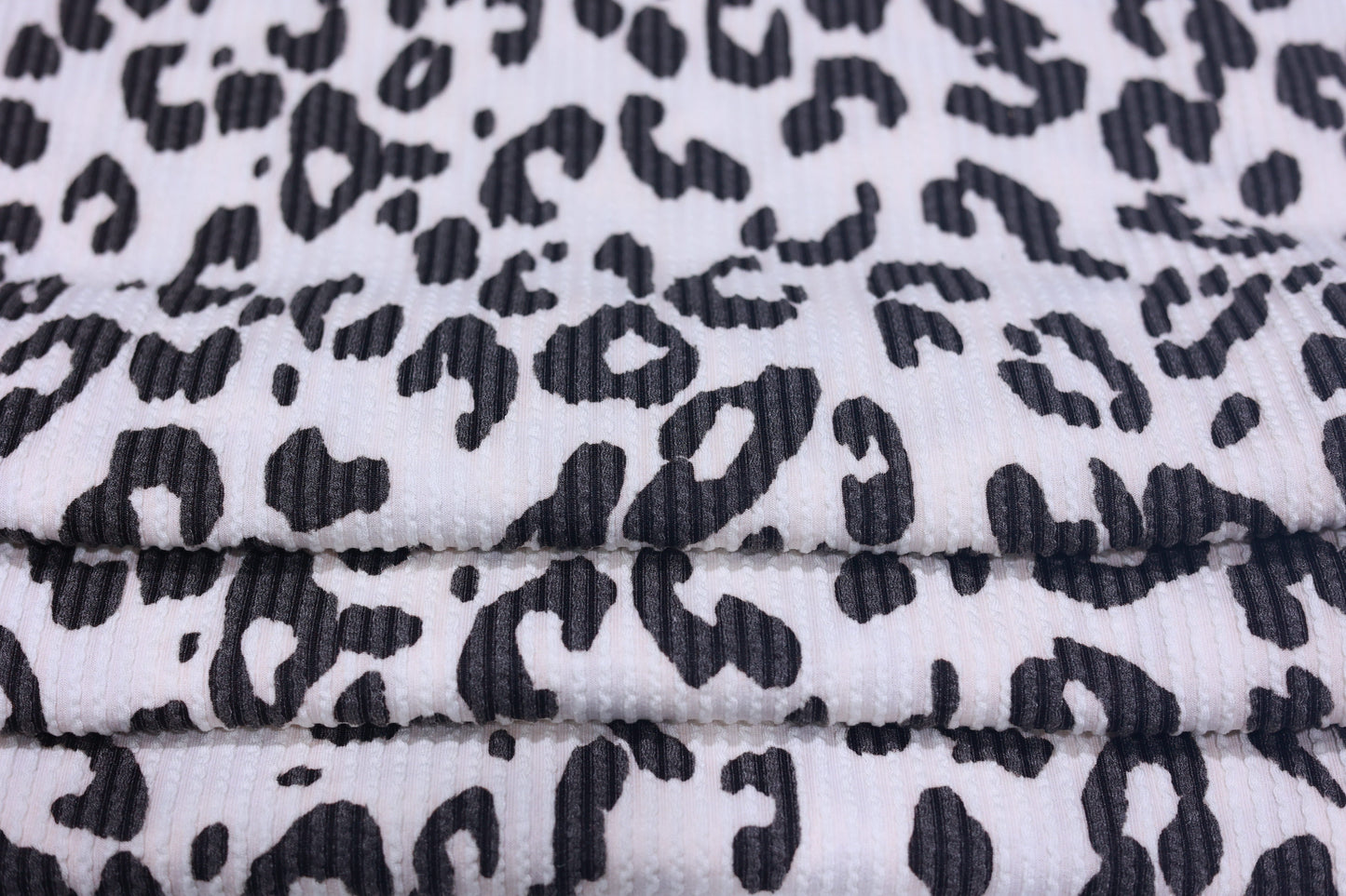 (Urban Rib) Leopard On Ivory