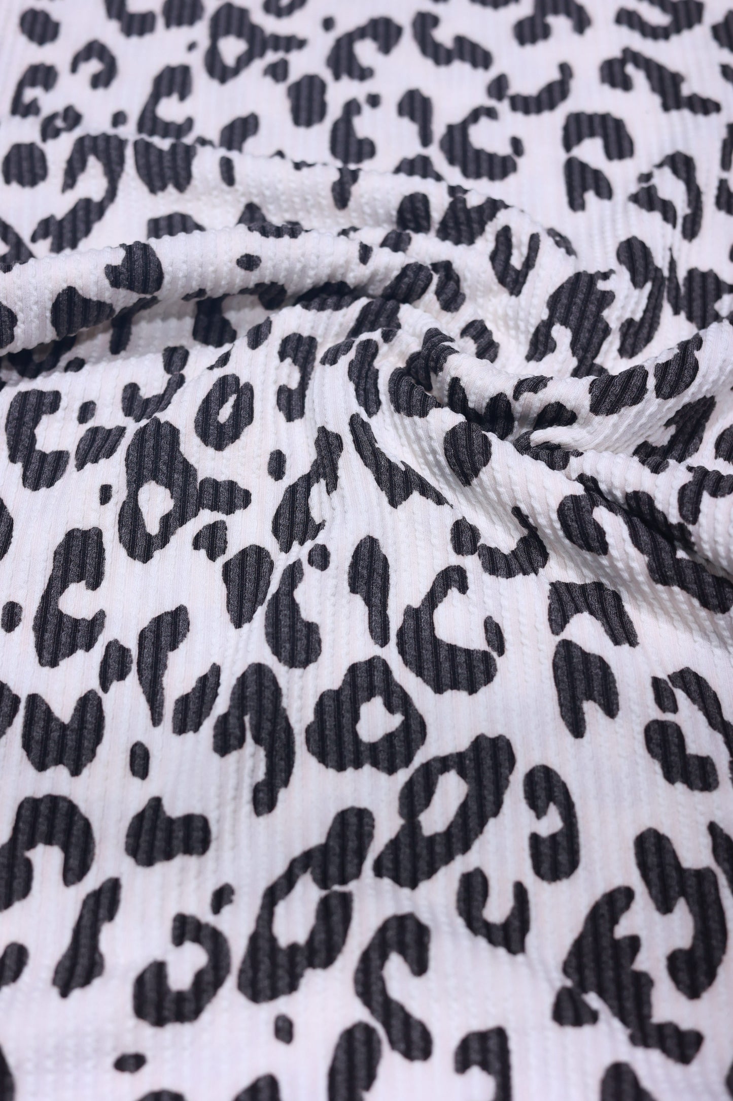 (Urban Rib) Leopard On Ivory