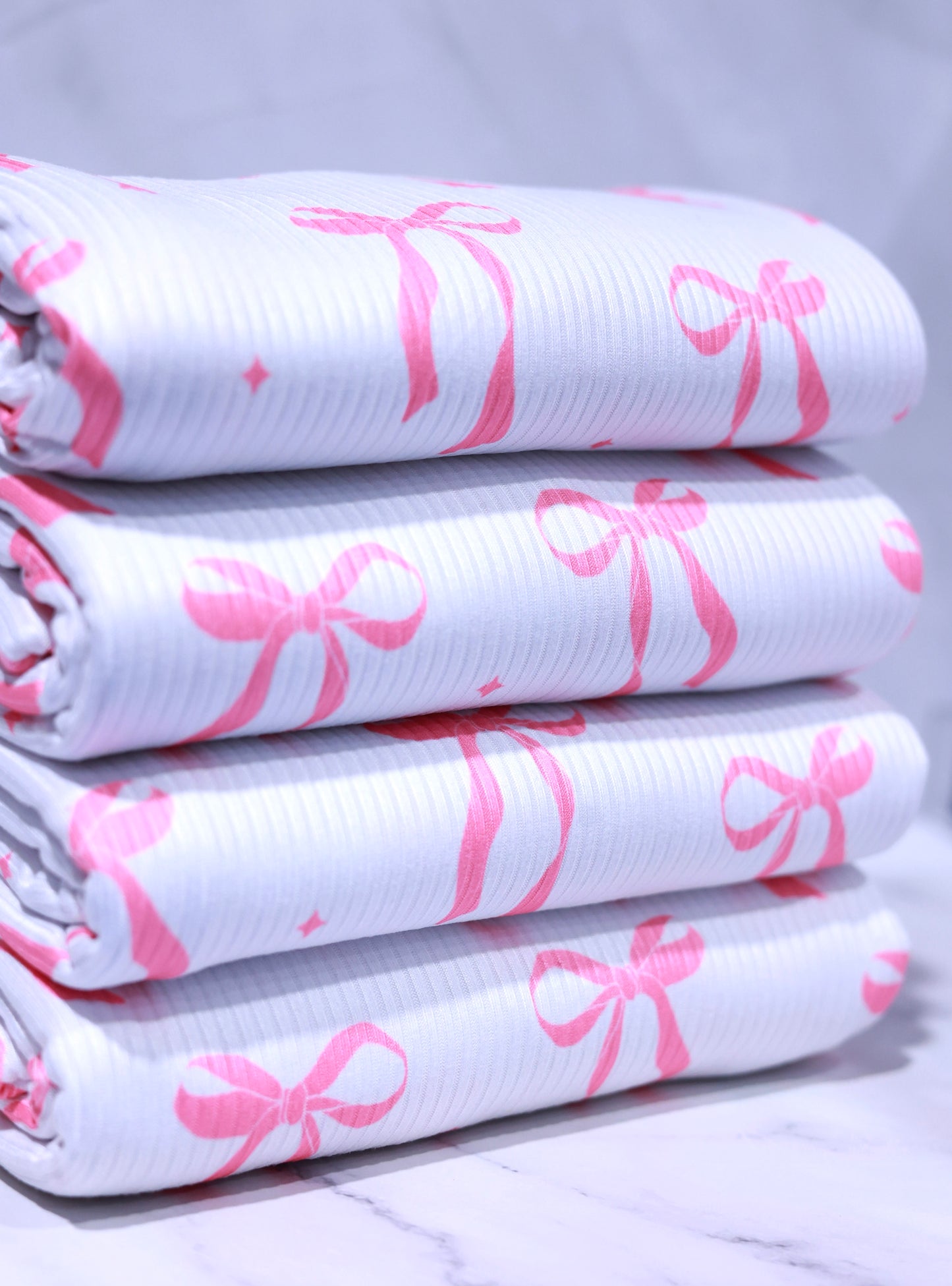 (Rib) Fuchsia Bows On Ivory