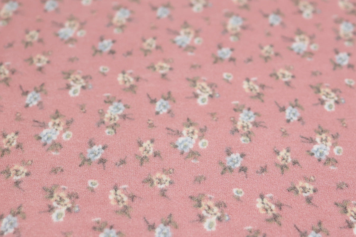 (Cashmere) Bouquets On Mauve