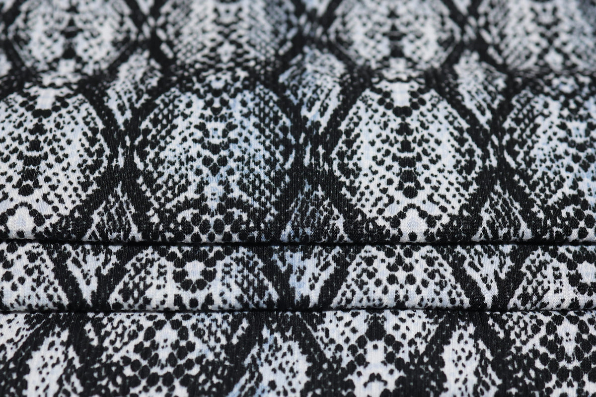 (Rib) Snake Skin Black