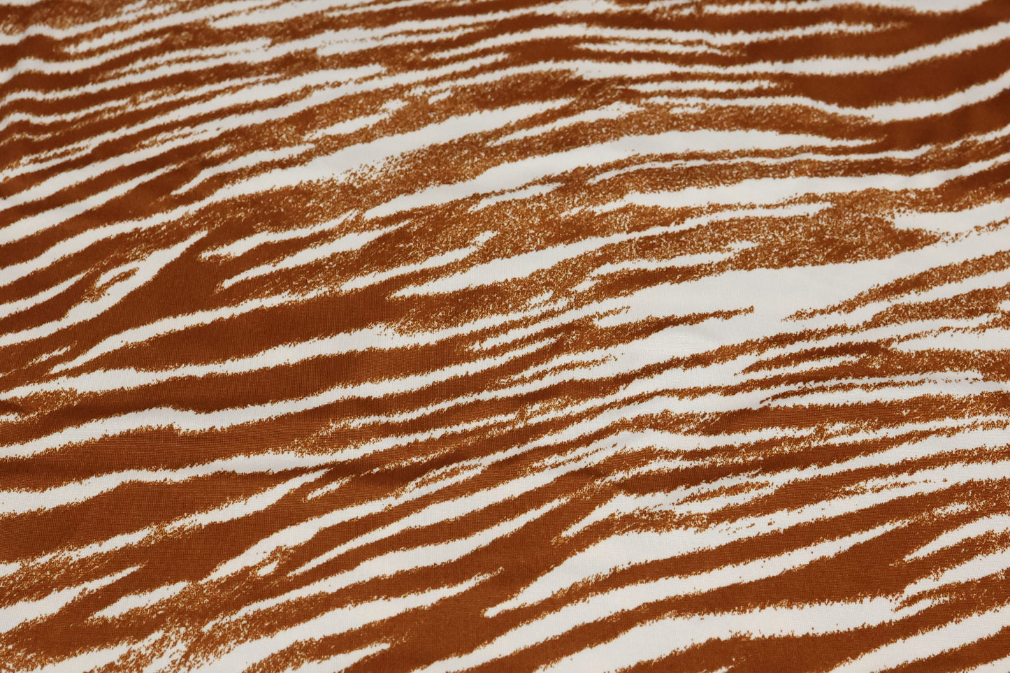 (DBP) Brown Tiger Stripes On White