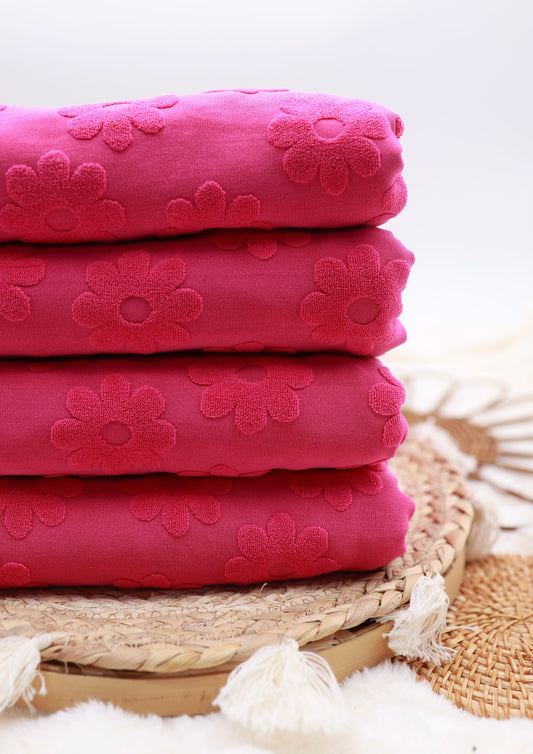 Daisy Floral Knit Fuchsia