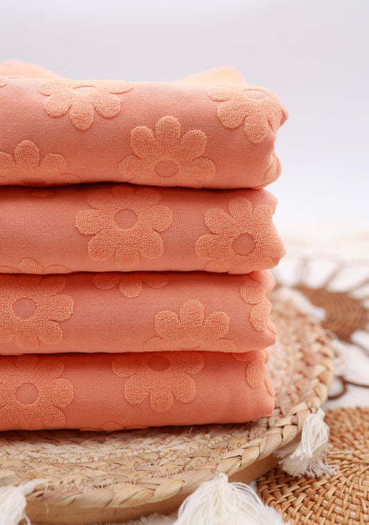 Daisy Floral Knit Orange Lt
