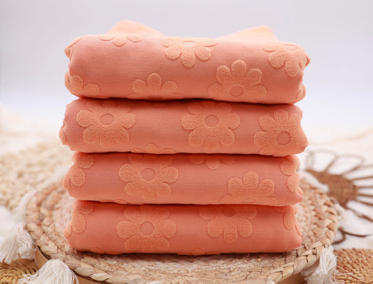 Daisy Floral Knit Orange Lt