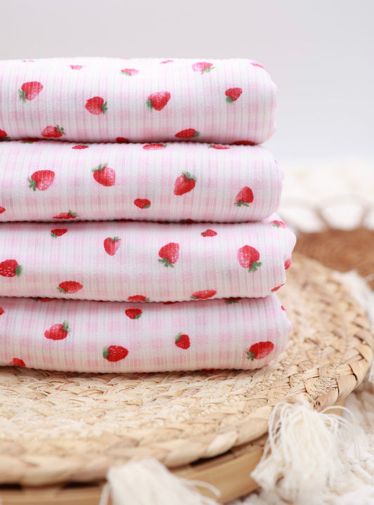 (Rib) Strawberry On Pink Gingham