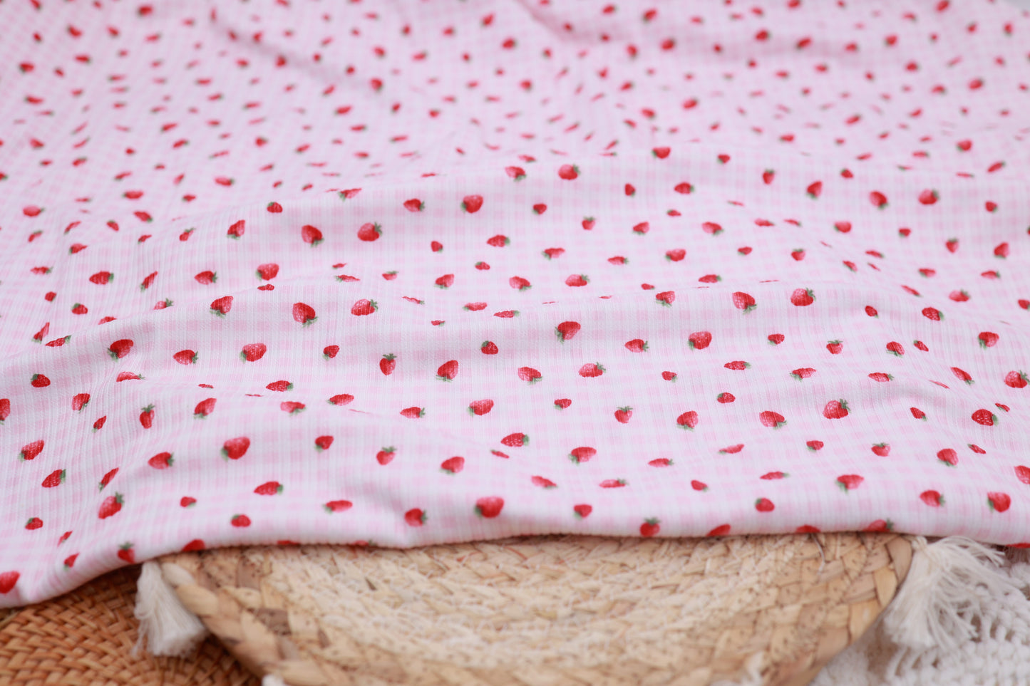 (Rib) Strawberry On Pink Gingham