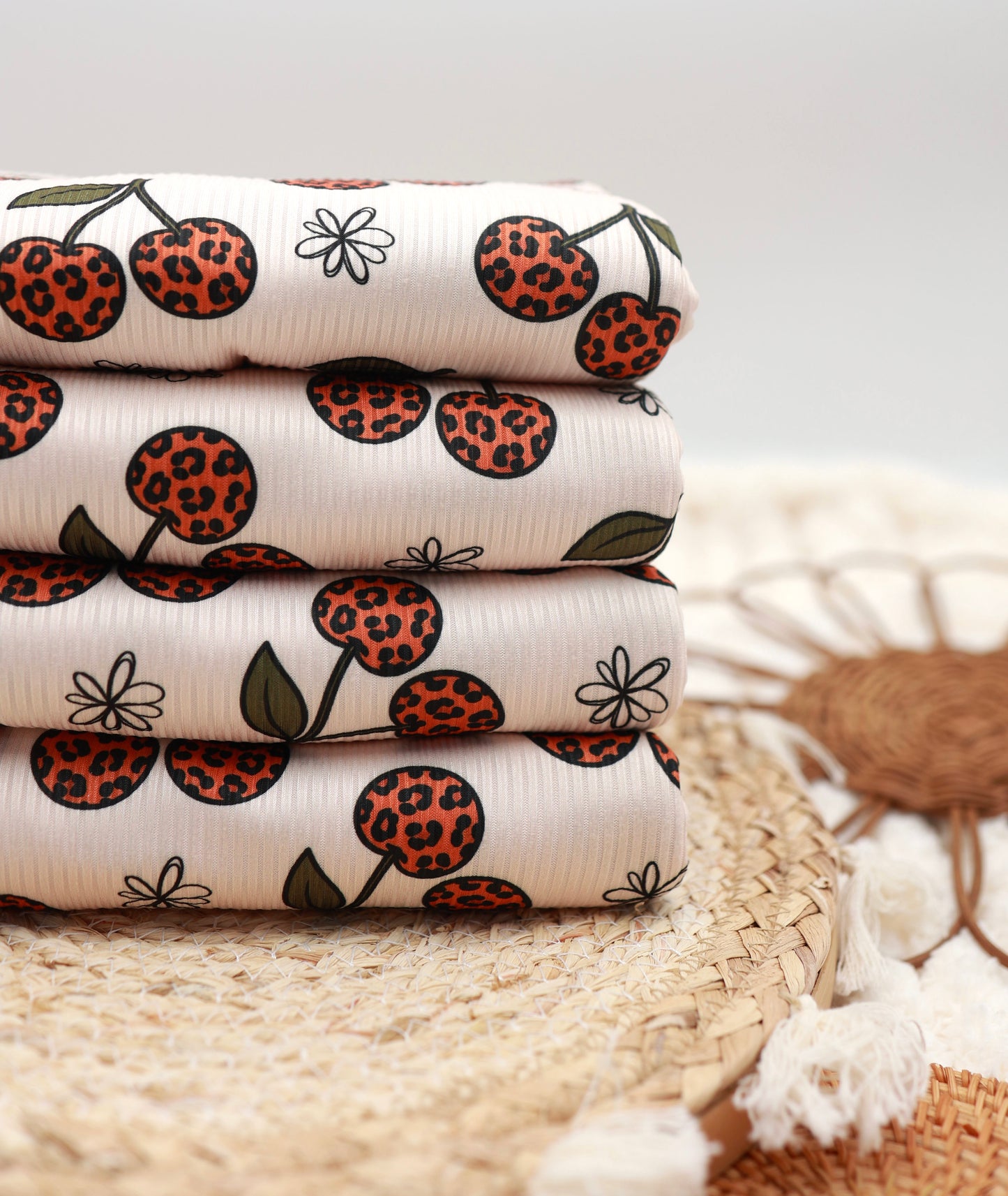 (Rib) Cheetah Cherries