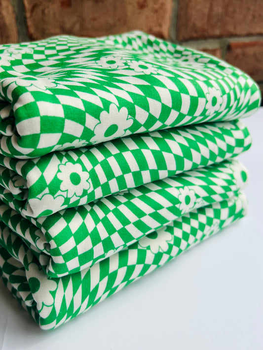(DBP) Retro Checkered W/ Flower Kelly Green